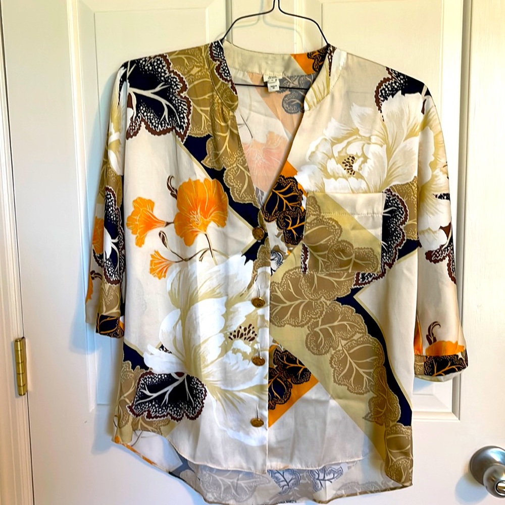 River Island satin top with V neck. Gold buttons, cream background, Size 8